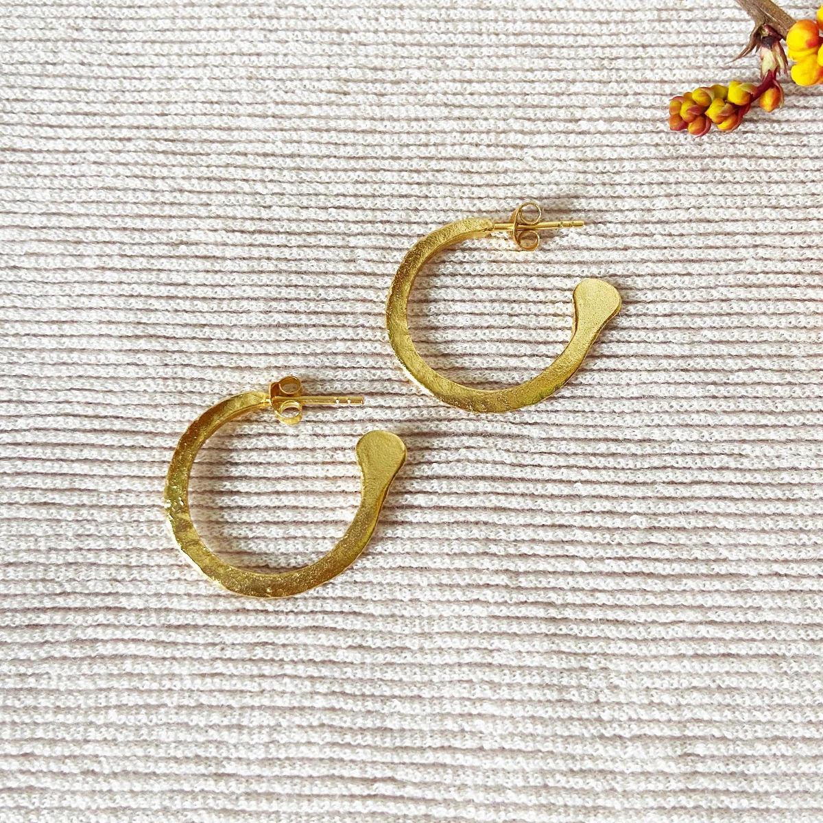 Bowie Medium Gold Hoop Earrings - Image 4
